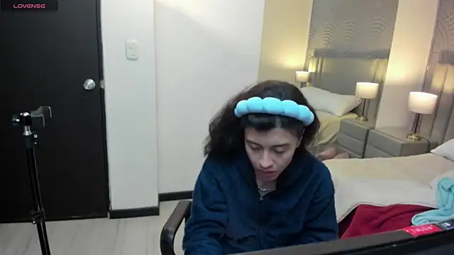 JaneLondon online show from March 18, 11:46 am