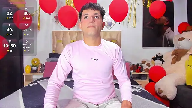 Snapshot of patrick_sanzz chatting on February 11, 8:03 pm patrick sanzz online show from February 11, 8:03 pm