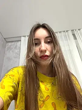 viviandaimond1 online show from October 27, 6:45 pm