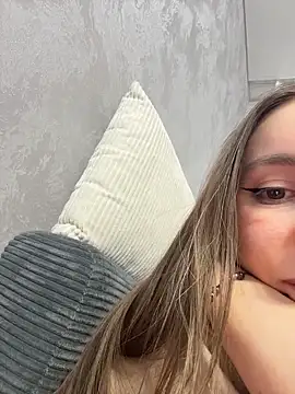 viviandaimond1 online show from February 16, 9:33 pm