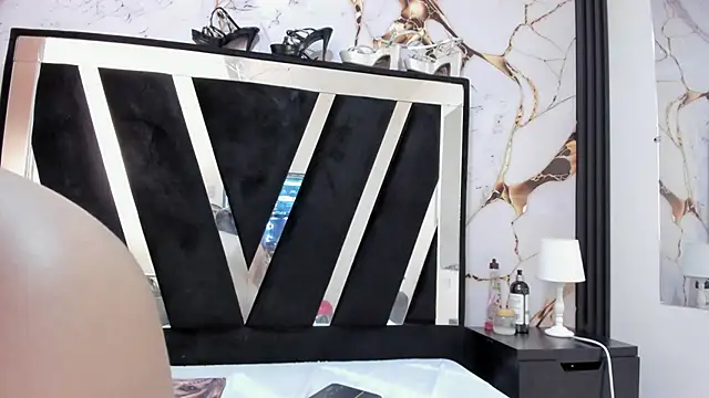 KarinaSimonz online show from February 22, 10:08 pm