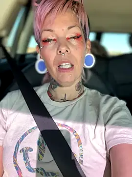 GoldieBakeman online show from October 23, 10:30 pm