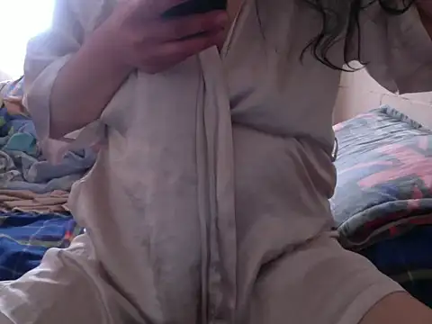 straichathot 08 online show from December 19, 1:07 pm