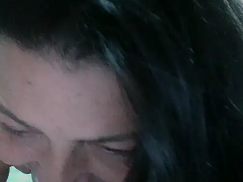 straichathot 08 online show from January 5, 8:45 pm