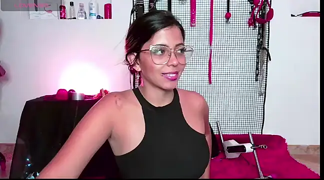 Megaan Greey online show from January 9, 8:33 pm