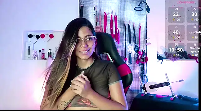 Megaan Greey online show from January 17, 4:49 am