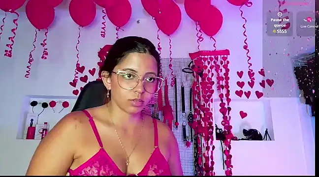 Megaan Greey online show from February 14, 10:36 pm