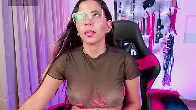 Megaan Greey online show from October 6, 2:36 pm