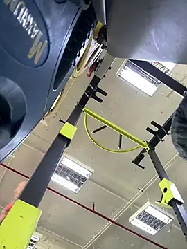 luv2masterb8247 online show from January 12, 2:03 am