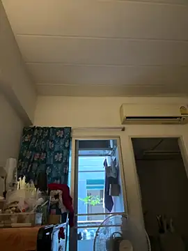 luv2masterb8247 online show from January 31, 4:14 am