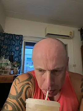 luv2masterb8247 online show from February 10, 4:30 am