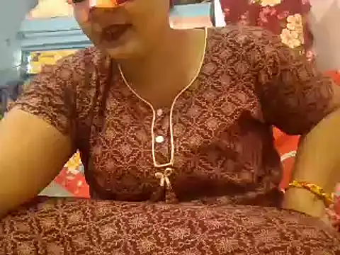 naina-80 online show from December 26, 3:06 am