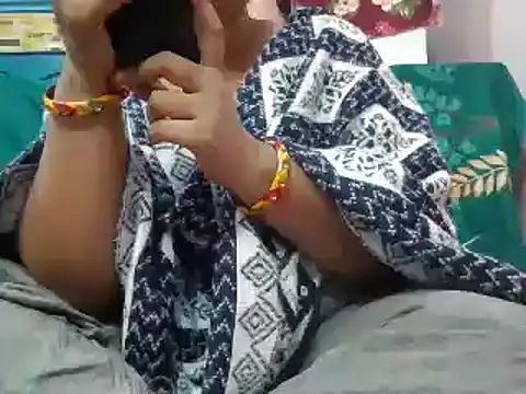 naina-80 online show from January 11, 4:03 pm