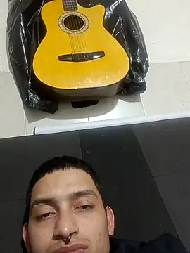 Snapshot of Antres25 chatting on January 17, 4:50 am Antres25 online show from January 17, 4:50 am