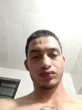 Snapshot of Antres25 chatting on March 5, 2:07 am Antres25 online show from March 5, 2:07 am