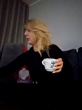 MariaRichi  online show from December 23, 7:06 am