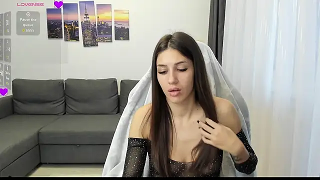 Kimi Ivy online show from November 7, 5:18 am