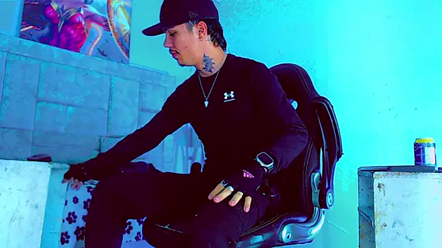 HannibalLester online show from October 16, 3:29 am