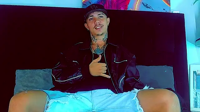 HannibalLester online show from November 30, 4:16 am