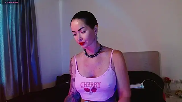 amber tasty online show from September 18, 3:19 am