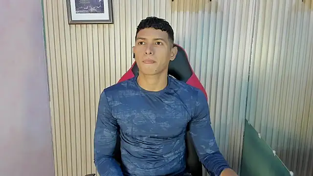 Snapshot of yei-sant chatting on October 29, 5:31 am yei-sant online show from October 29, 5:31 am