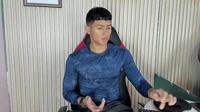 Snapshot of yei-sant chatting on November 5, 2:22 am yei-sant online show from November 5, 2:22 am