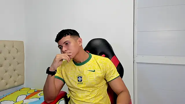 Snapshot of yei-sant chatting on November 30, 10:14 pm yei-sant online show from November 30, 10:14 pm