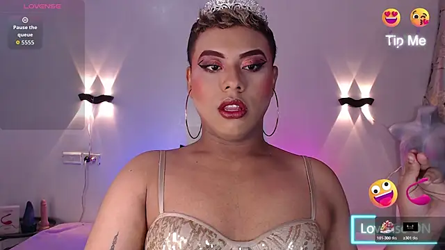 Emili Roux online show from November 4, 12:15 pm