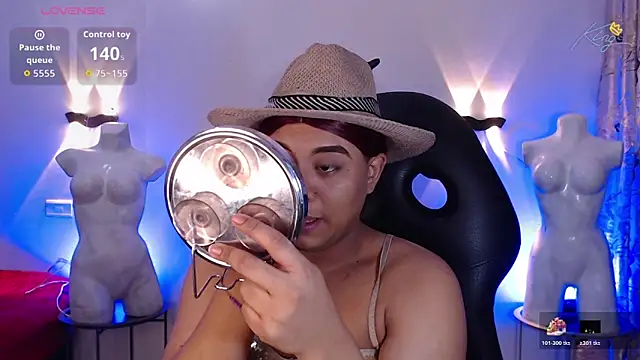 Emili Roux online show from February 2, 12:26 pm