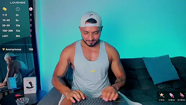 Snapshot of maximusclark1 chatting on February 26, 5:31 am maximusclark1 online show from February 26, 5:31 am