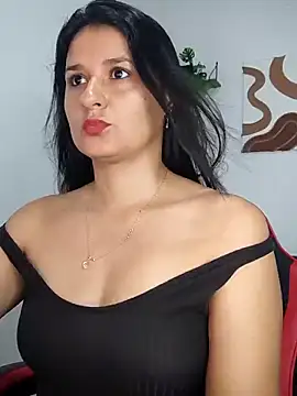 elena jonees online show from October 13, 3:23 pm