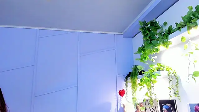 nathalie rossel online show from October 11, 6:39 pm