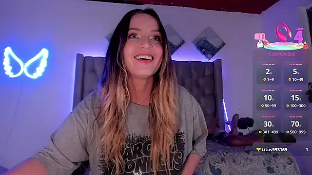 julietaa369 online show from October 3, 1:02 am