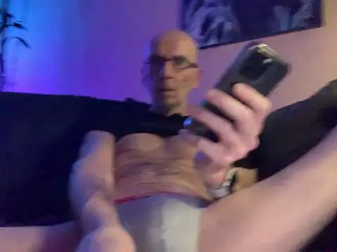 Bula94193 online show from February 5, 9:29 pm