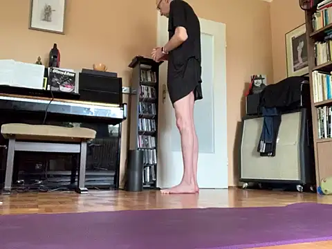 Bula94193 online show from October 12, 9:52 am