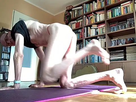 Bula94193 online show from March 20, 10:42 am