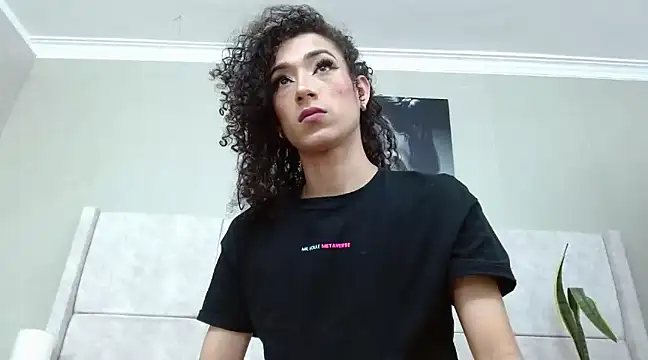 sweet amalia4 online show from March 14, 4:40 pm