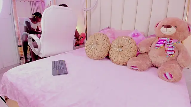 evangelin ts online show from October 22, 1:55 pm