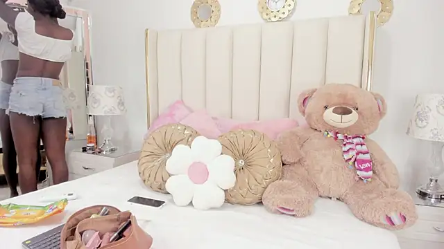 evangelin ts online show from December 15, 1:37 pm