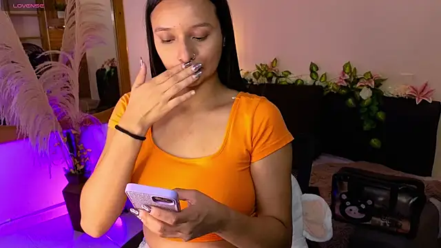 Hannah williams1 online show from December 3, 8:51 pm