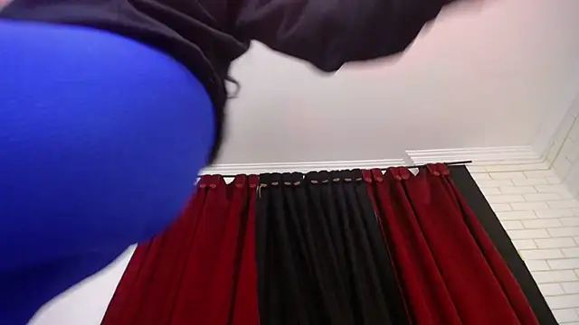 Snapshot of NYX1126 chatting on February 5, 12:10 pm NYX1126 online show from February 5, 12:10 pm