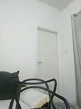 Snapshot of annybarros21 chatting on October 15, 4:23 am annybarros21 online show from October 15, 4:23 am