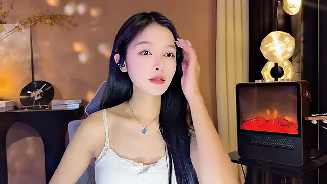 xiaodaibabyy online show from December 9, 2:39 pm