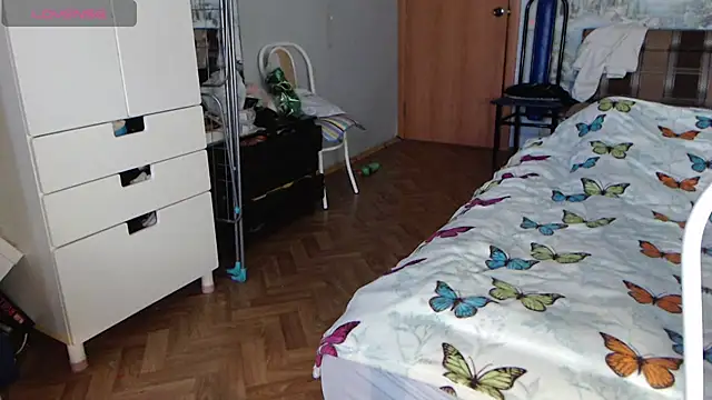 -LauraGold- online show from December 26, 10:59 am