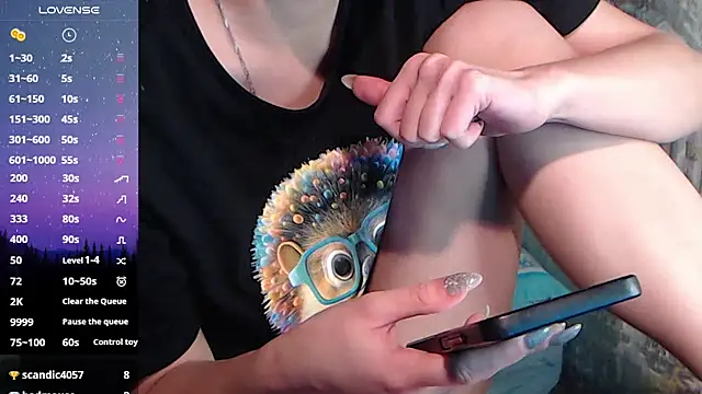 -LauraGold- online show from February 7, 6:45 pm