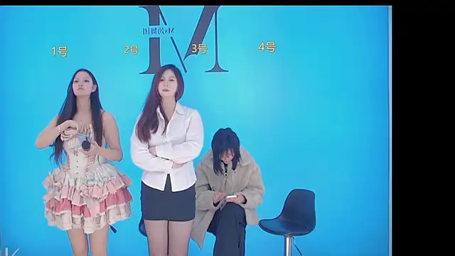 D18666 online show from January 16, 5:42 am