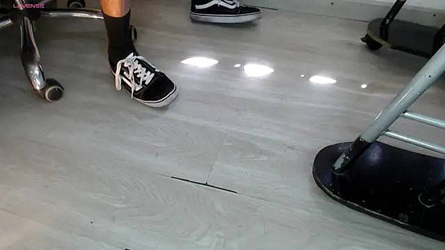 AbrahanBratz online show from January 22, 2:56 pm