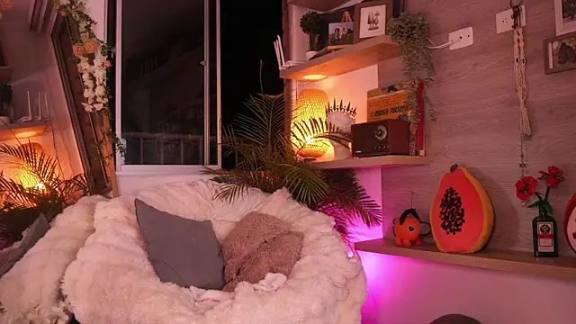 Dear Morgan online show from December 18, 1:22 am