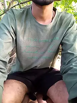 Snapshot of Piyush_2024 chatting on October 12, 1:37 am Piyush 2024 online show from October 12, 1:37 am