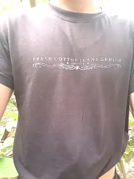Snapshot of Piyush_2024 chatting on July 11, 1:41 am Piyush 2024 online show from July 11, 1:41 am